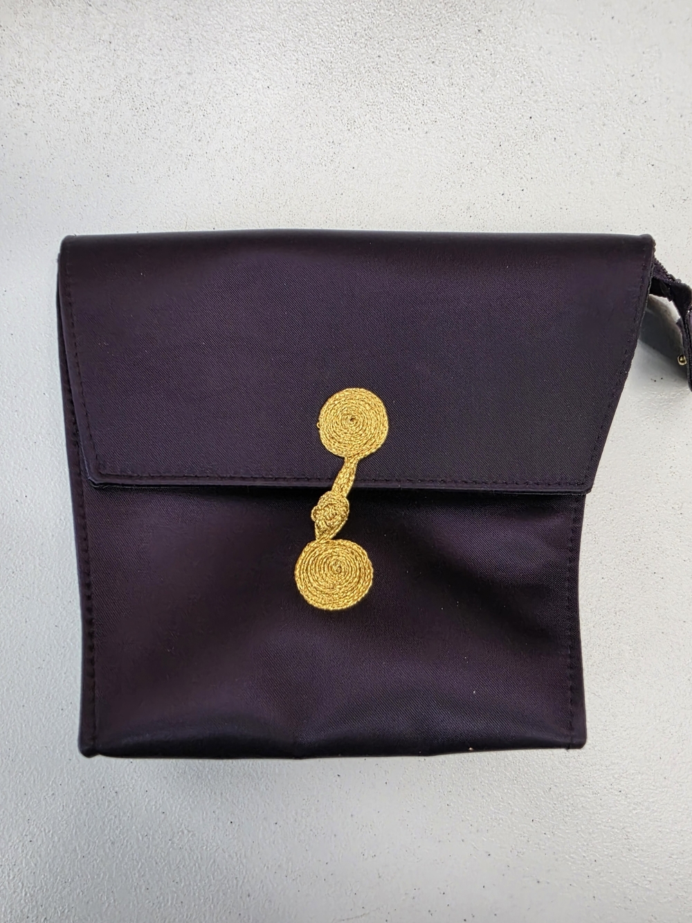 Yves Saint Laurent Parfums Satin Silk clutch/cosmetic bag